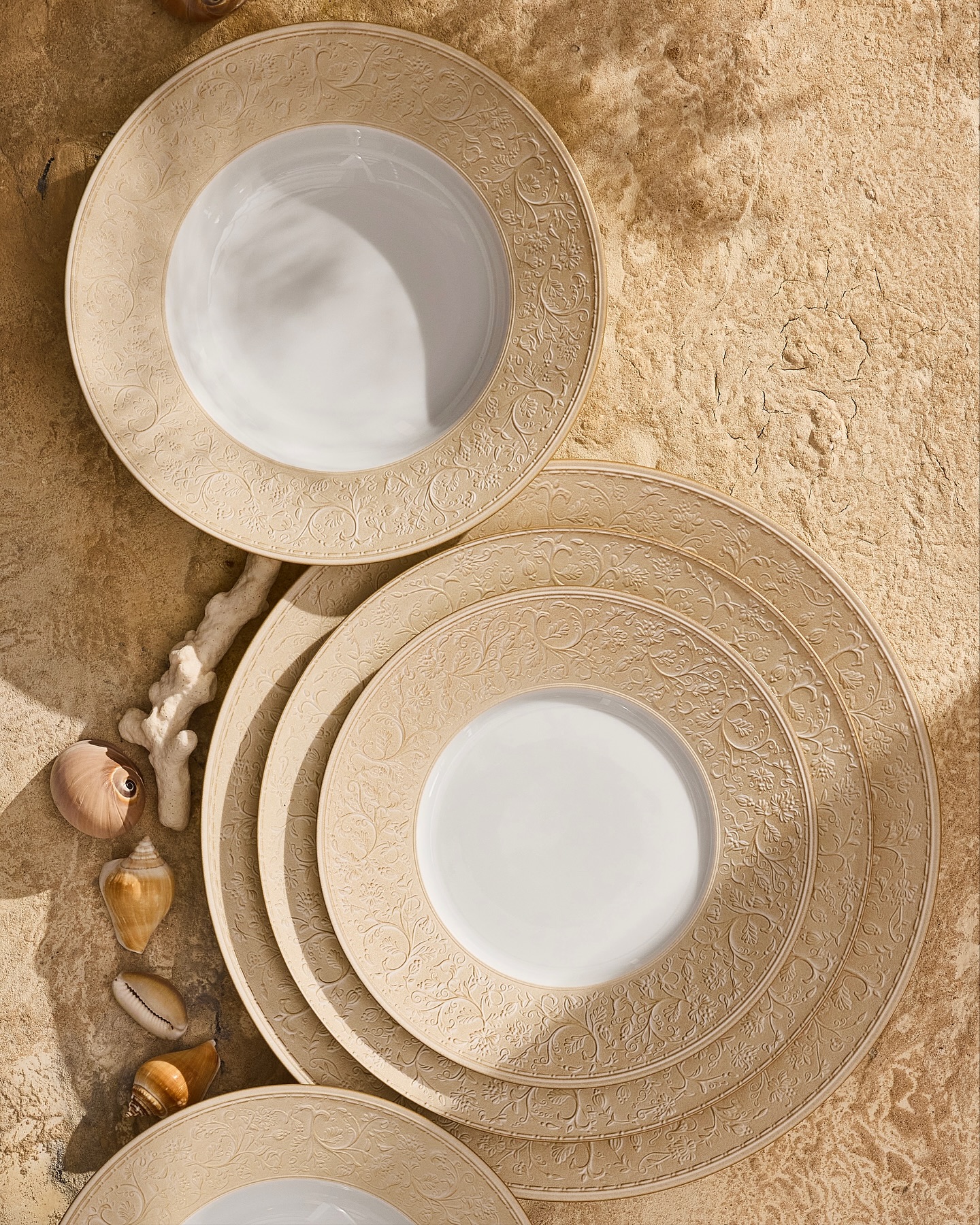 J.L Coquet Hémisphère Gold, Luxury Limoges Porcelain - MDMAISON